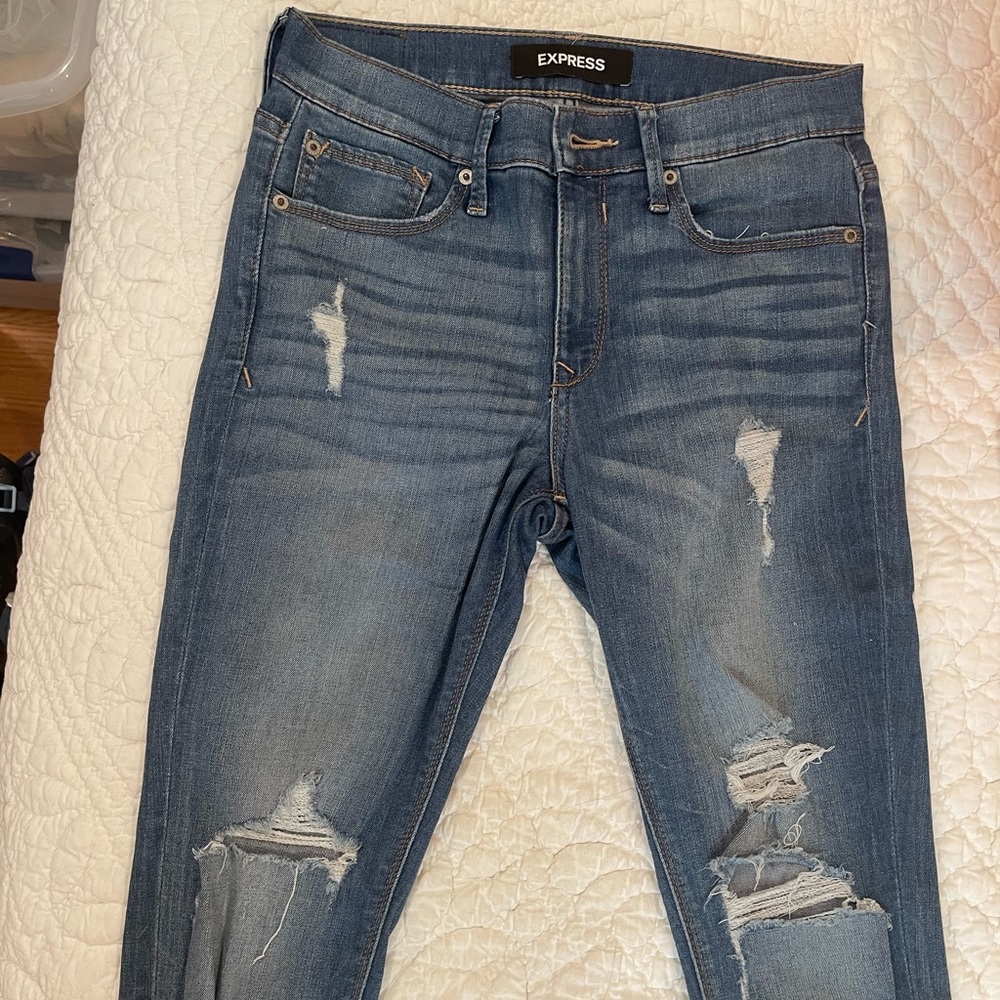 Express Stretch+ Performance Distressed Mid-Rise … - image 2